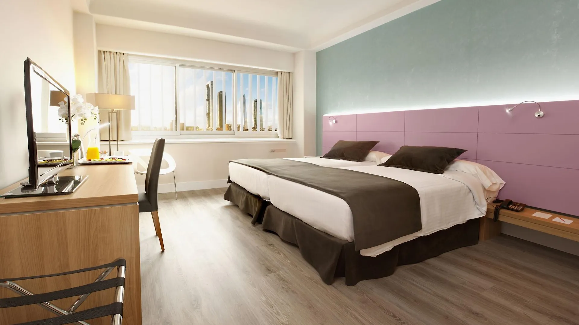 Hotel Chamartin The One مدريد 4*,